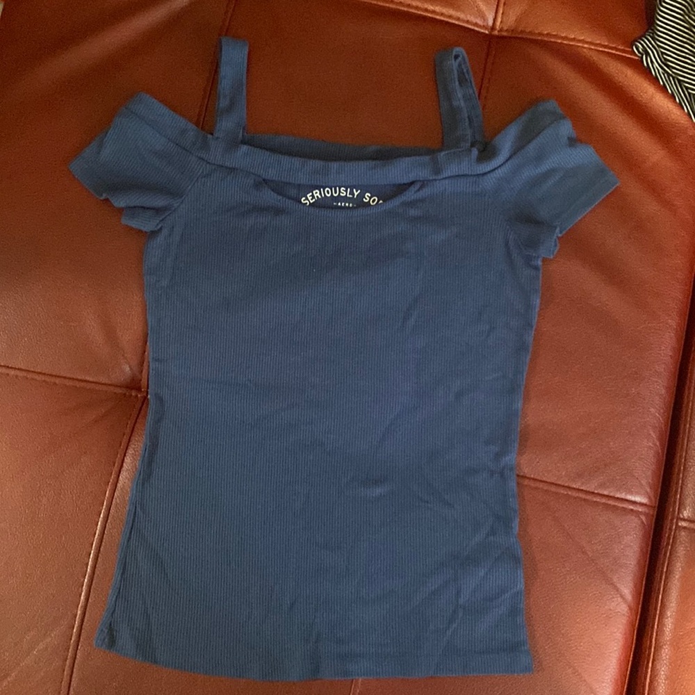 AERO seriously soft cute top